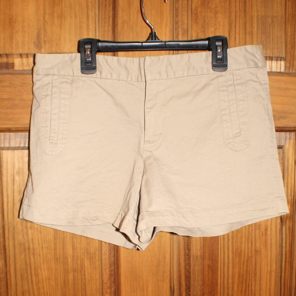 Gap Stretch Khaki Shorts